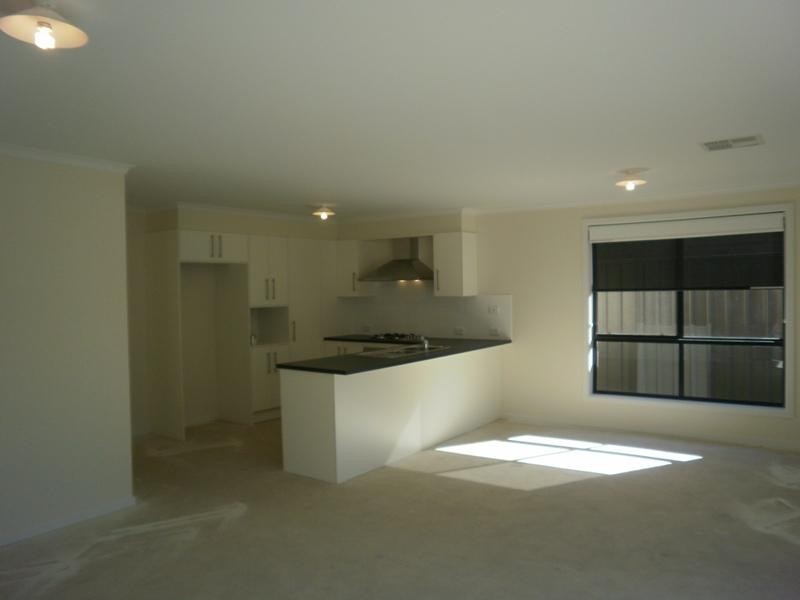 35 Lancaster Circuit, Old Noarlunga SA 5168