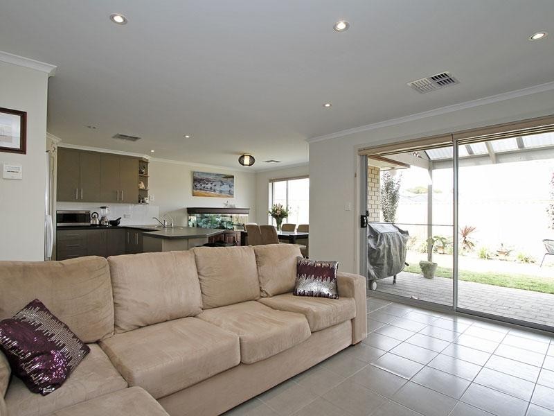 31 Nautical Circuit, Seaford Meadows SA 5169