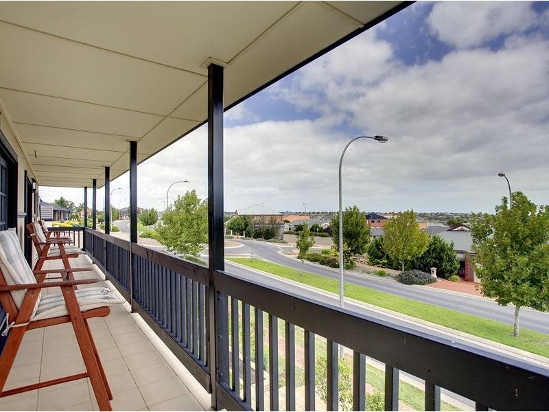 45 Grand Boulevard, Seaford Rise SA 5169