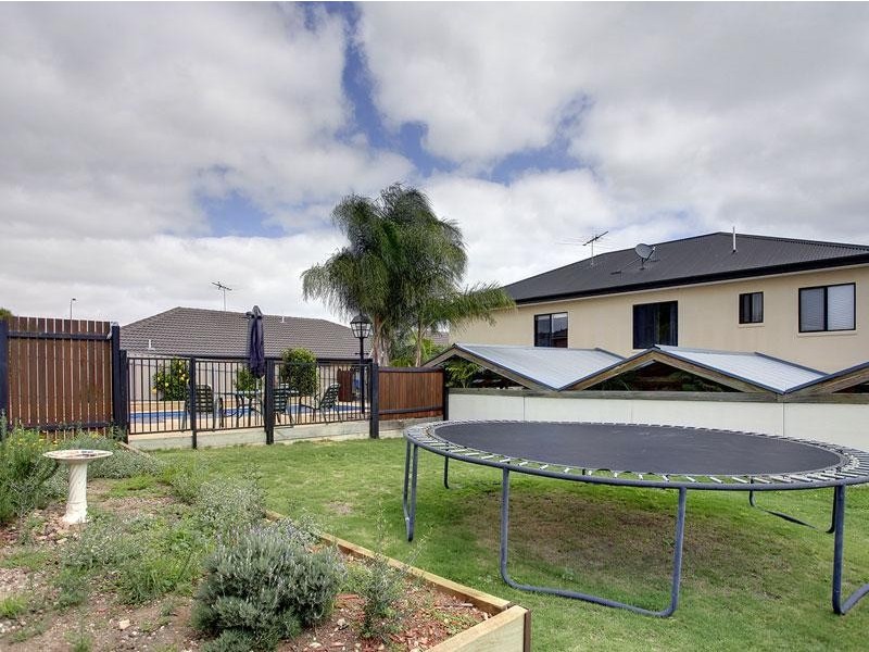 45 Grand Boulevard, Seaford Rise SA 5169
