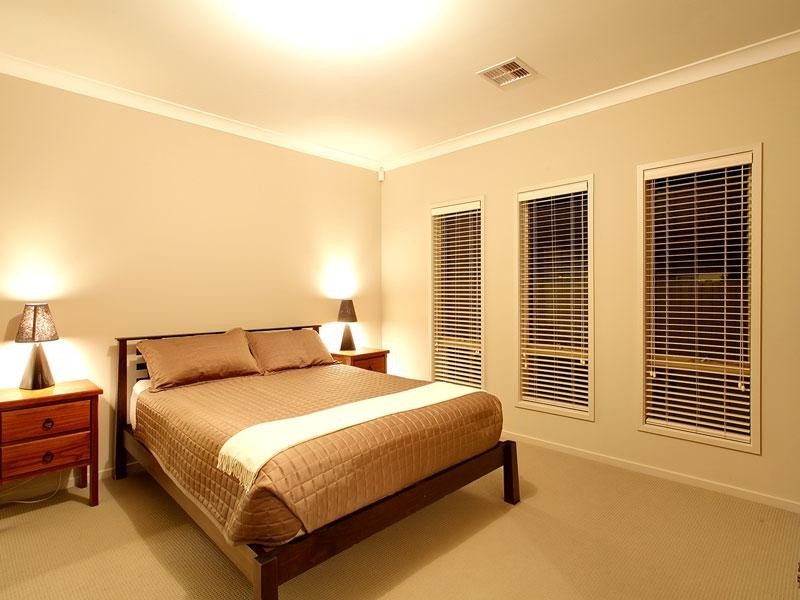 1/24 Golf Course Drive, Woodcroft SA 5162