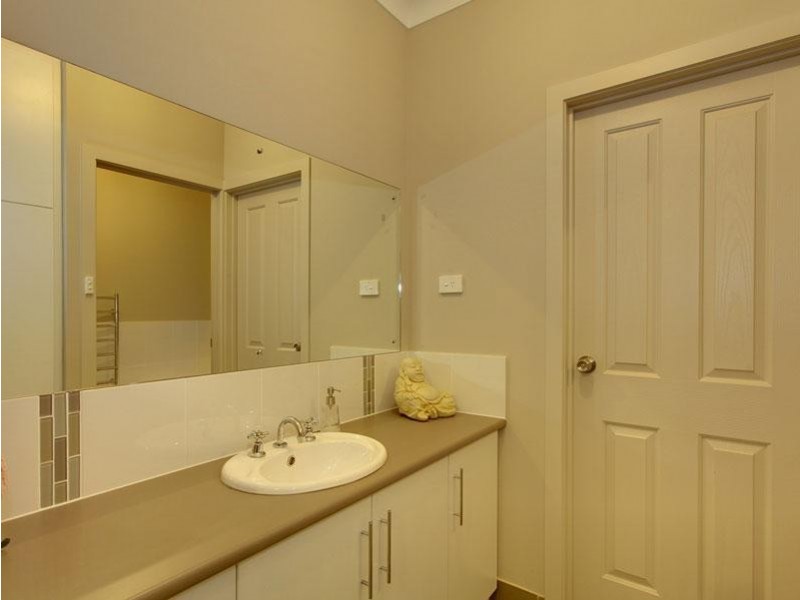 1/24 Golf Course Drive, Woodcroft SA 5162