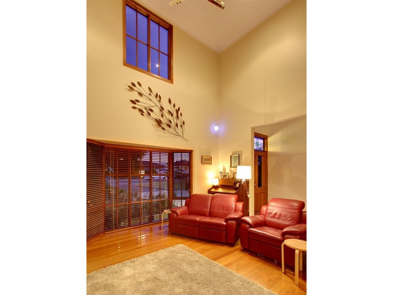 13 Elberry Close, Moana SA 5169