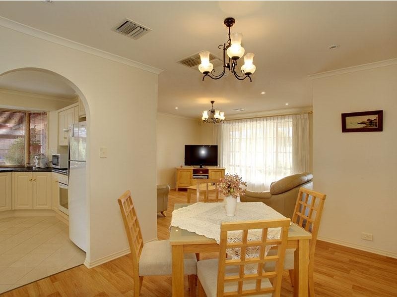 70 Grand Boulevard, Seaford Rise SA 5169