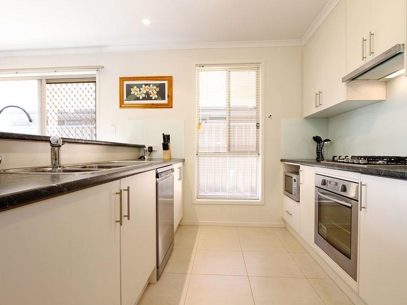 29 Chateau Avenue, Andrews Farm SA 5114