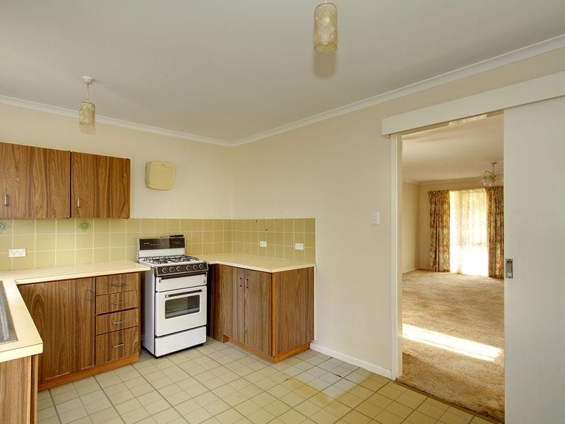 18 Selina Street, Morphett Vale SA 5162