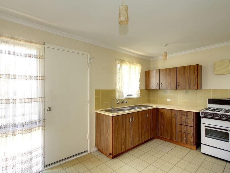 18 Selina Street, Morphett Vale SA 5162