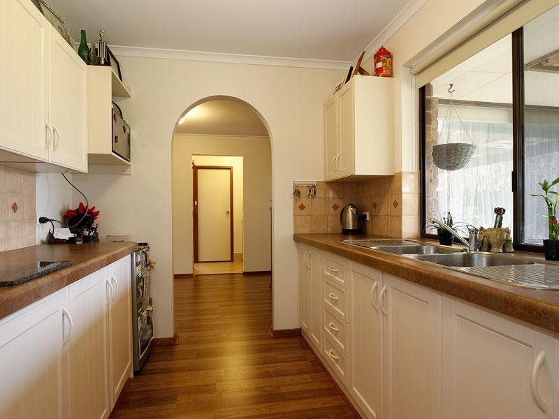 96 Taylors Avenue, Morphett Vale SA 5162