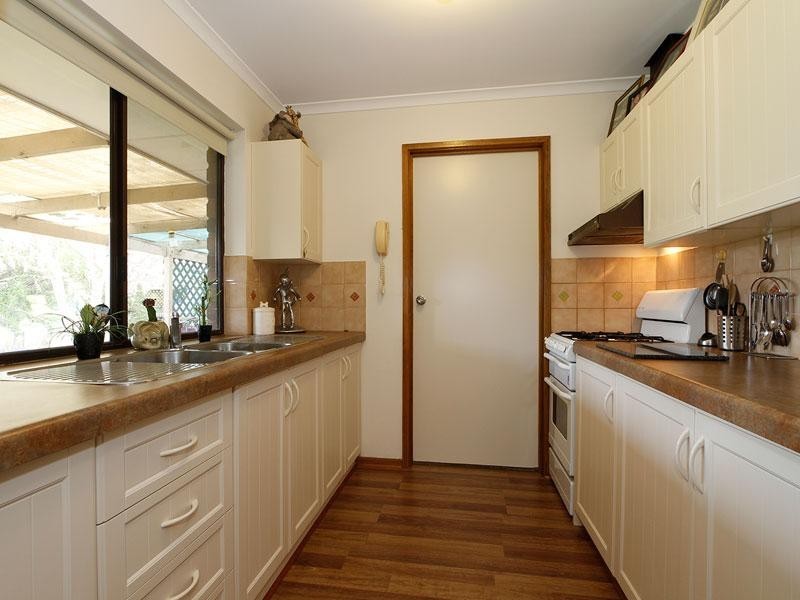 96 Taylors Avenue, Morphett Vale SA 5162