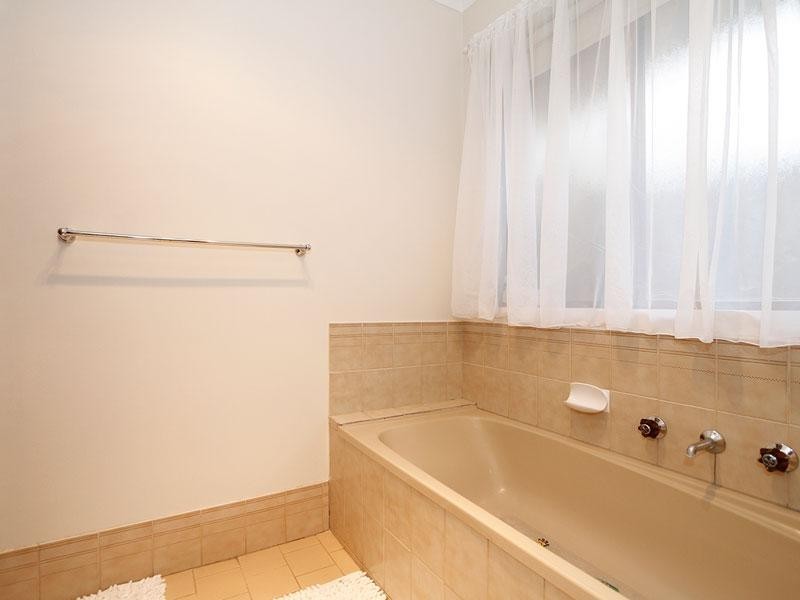 96 Taylors Avenue, Morphett Vale SA 5162