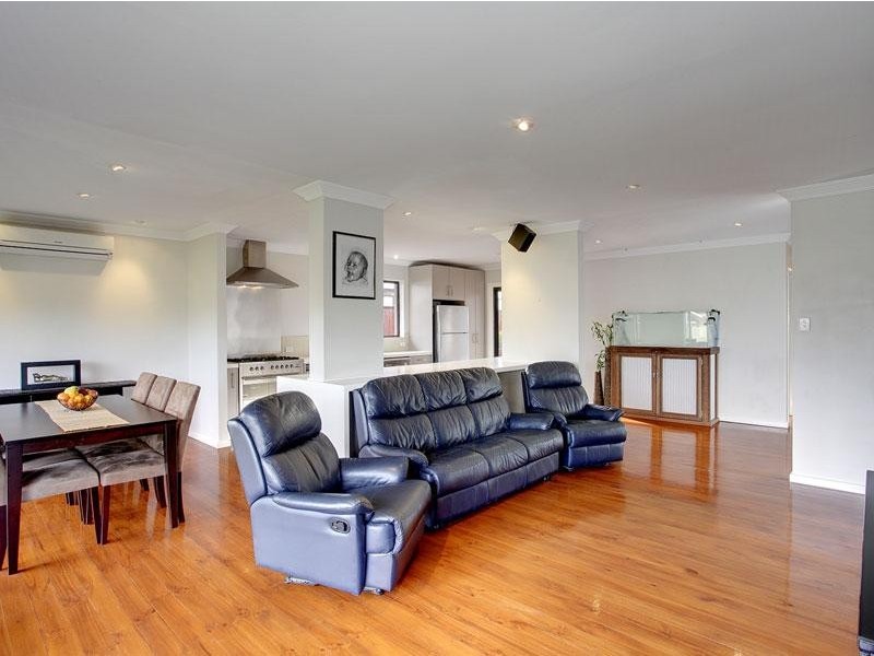 10 Compass Drive, Seaford SA 5169