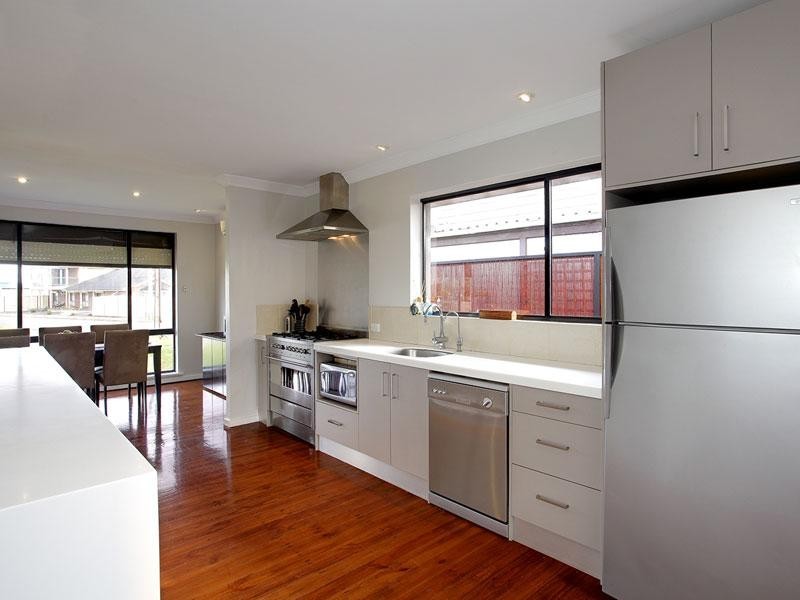 10 Compass Drive, Seaford SA 5169