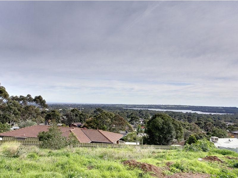 34 Maluka Drive, Happy Valley SA 5159