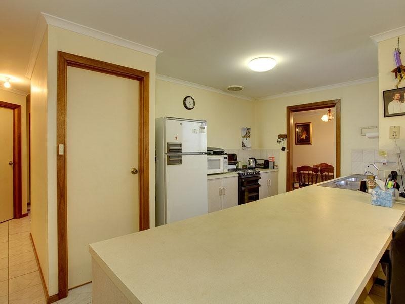 19 Gardenia Crescent, Morphett Vale SA 5162