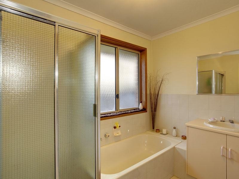 19 Gardenia Crescent, Morphett Vale SA 5162