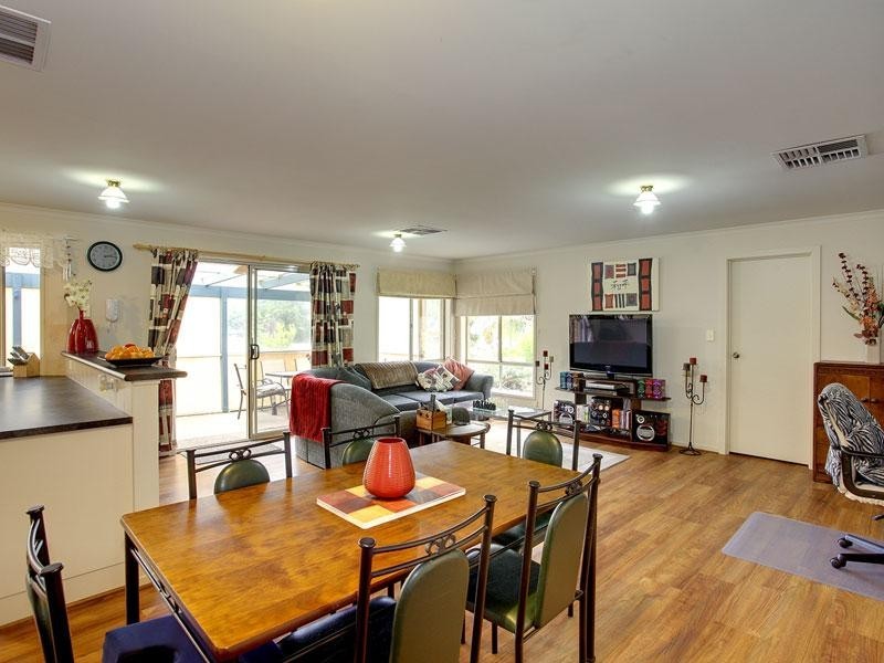 80 Carbenet Drive, Hackham SA 5163