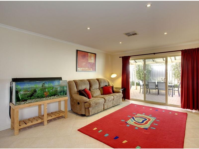 7 , 2 Glory Court, Happy Valley SA 5159