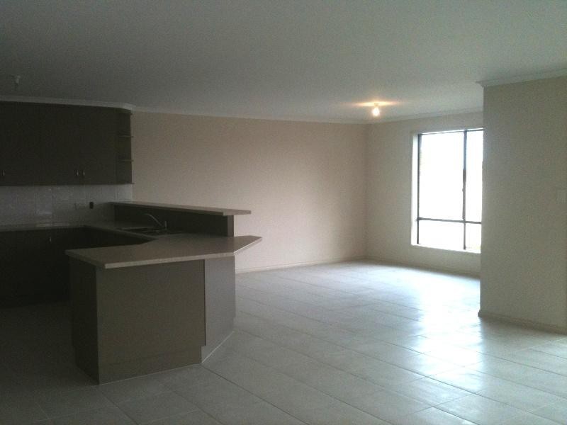 21 Sandy Lane, Hackham SA 5163