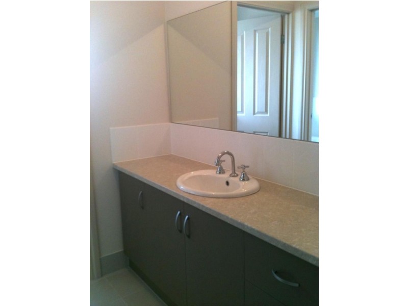 21 Sandy Lane, Hackham SA 5163