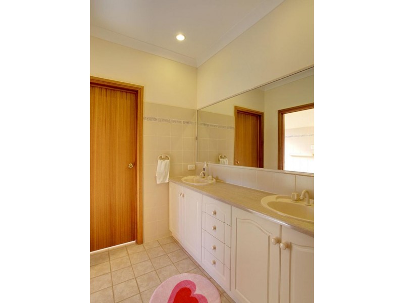 36b Chapman Avenue, Mclaren Vale SA 5171