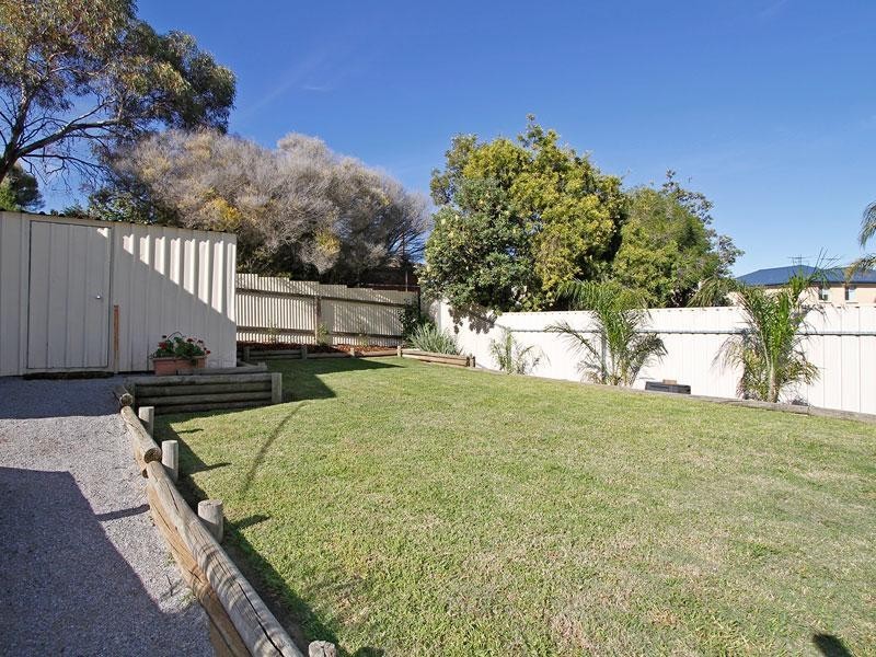 16 Village Road, Hackham West SA 5163