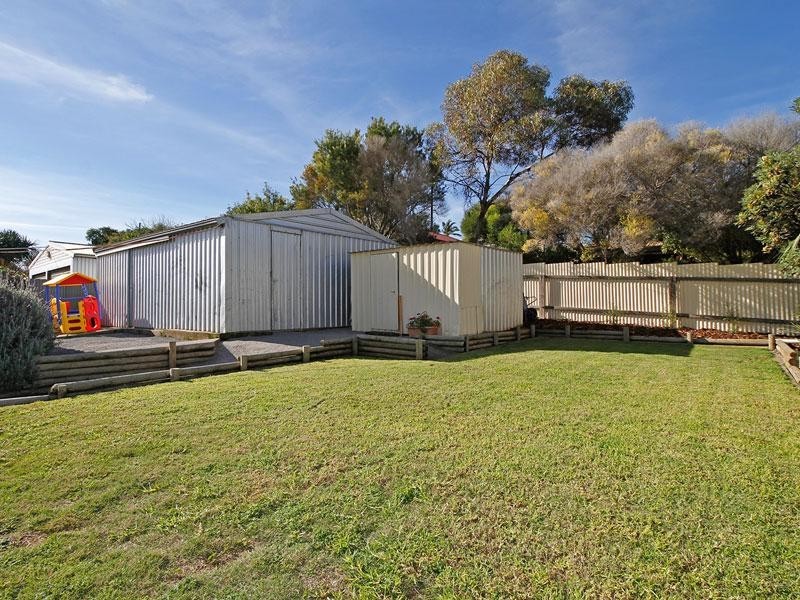 16 Village Road, Hackham West SA 5163