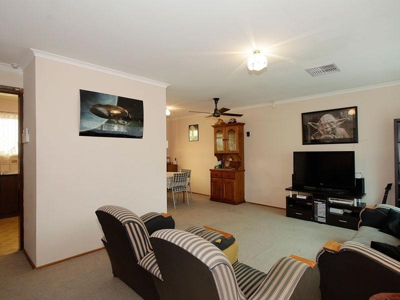 12 Lillian Street, Huntfield Heights SA 5163