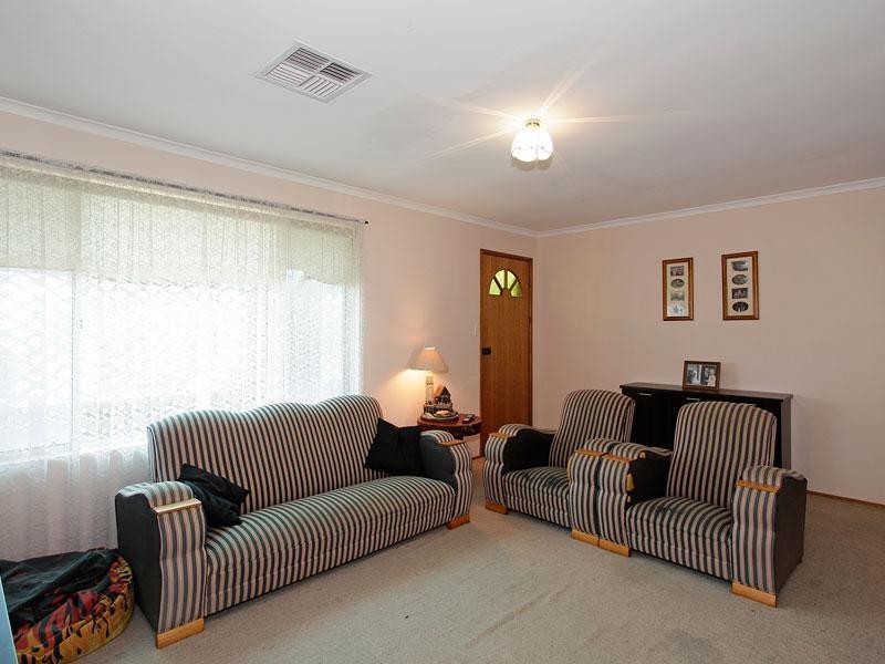 12 Lillian Street, Huntfield Heights SA 5163