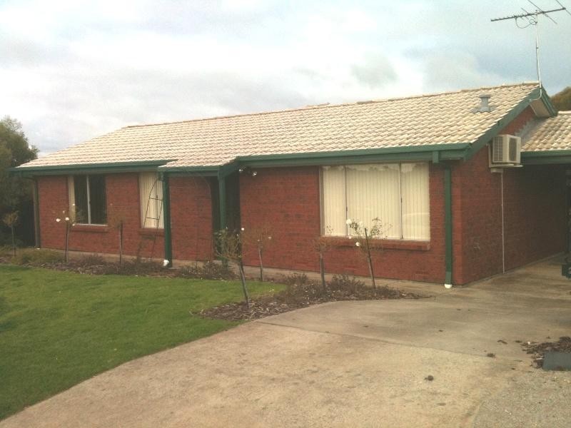26 Featherstone Drive, Huntfield Heights SA 5163