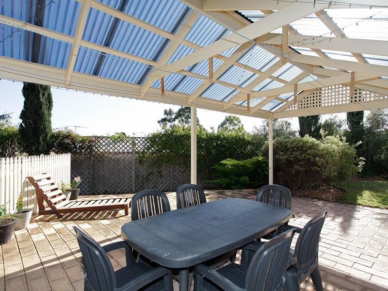 5 Corsair Close, Seaford Rise SA 5169