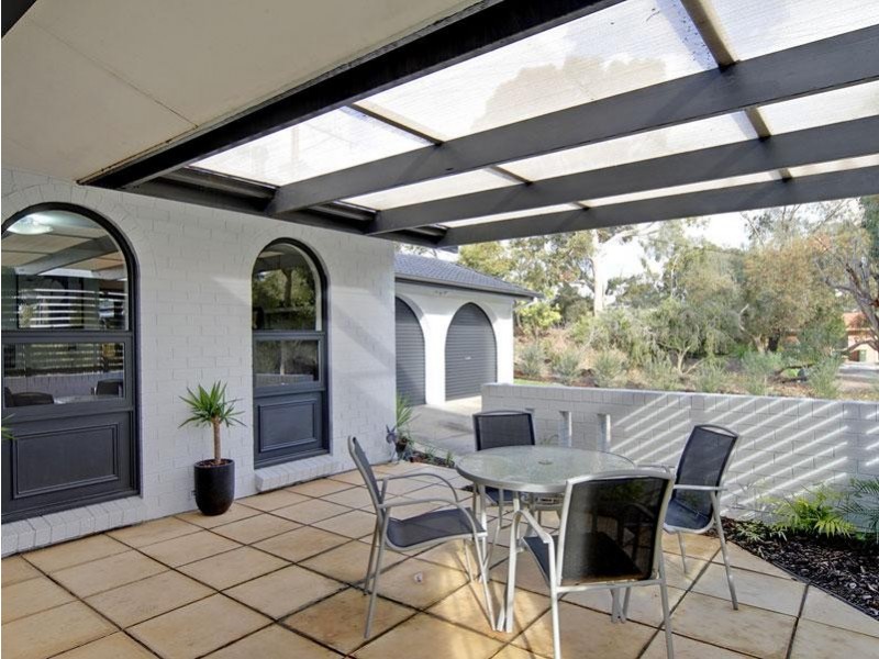 2 Weatherly Road, Happy Valley SA 5159