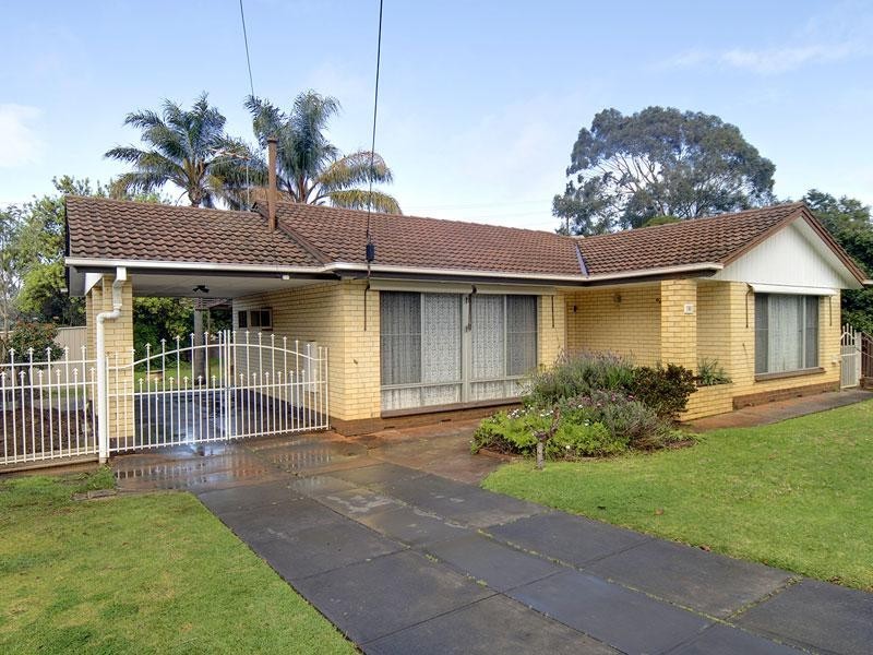 8 Bruce Street, Morphett Vale SA 5162