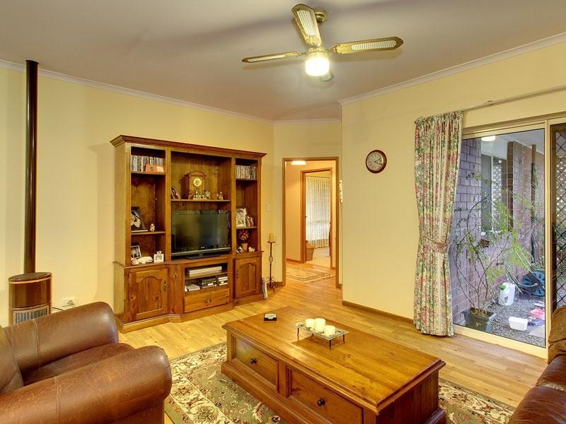 7 Bass Court, Woodcroft SA 5162