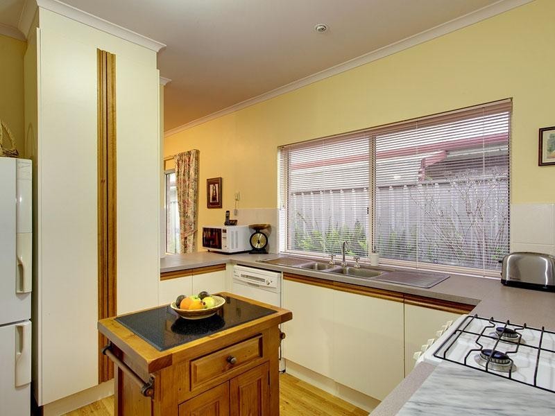 7 Bass Court, Woodcroft SA 5162