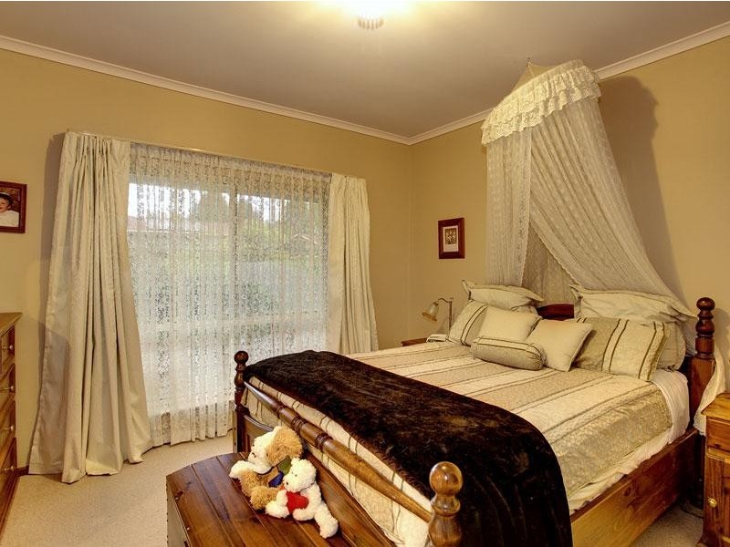 7 Bass Court, Woodcroft SA 5162