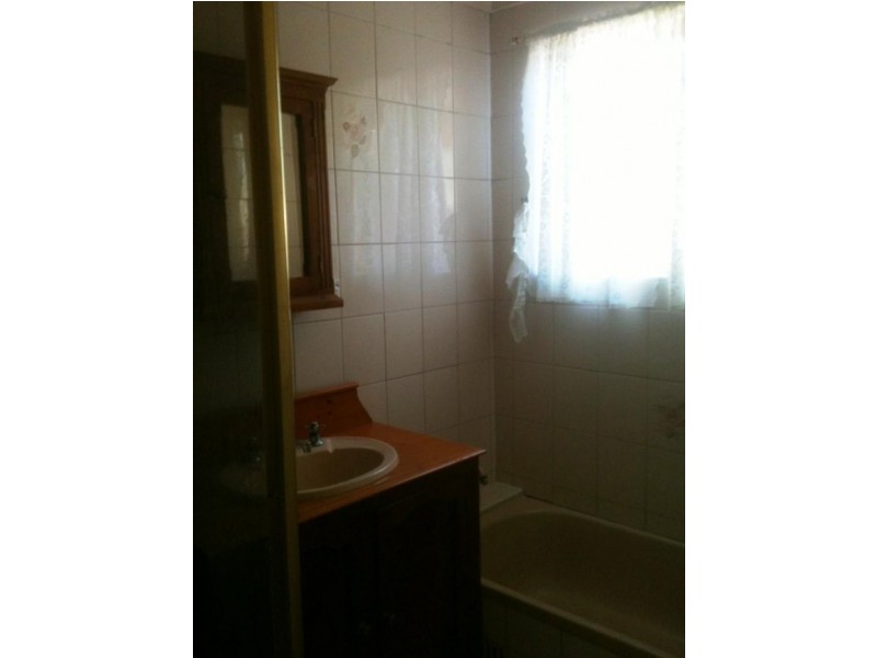 26 LAWSON ROAD, Happy Valley SA 5159