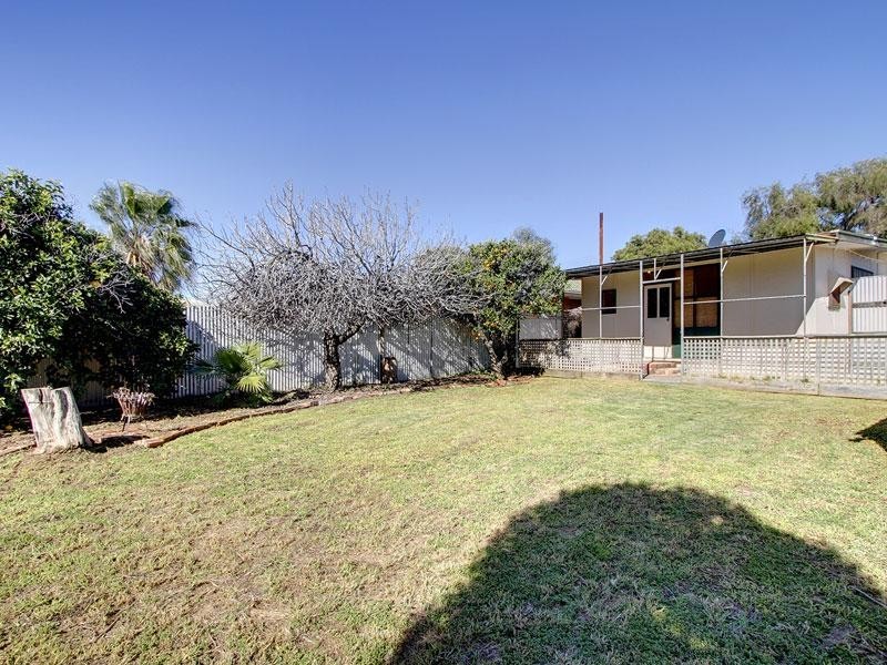 89 Benny Avenue, Port Noarlunga SA 5167