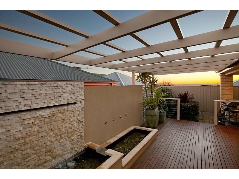1 Marine Place, Seaford Rise SA 5169