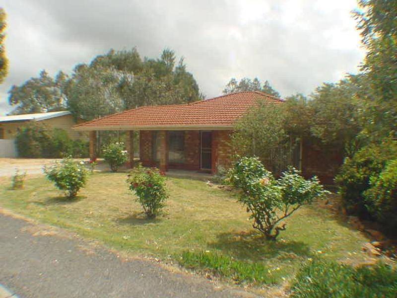 7 HOCKNULL PLACE, Mount Pleasant SA 5235