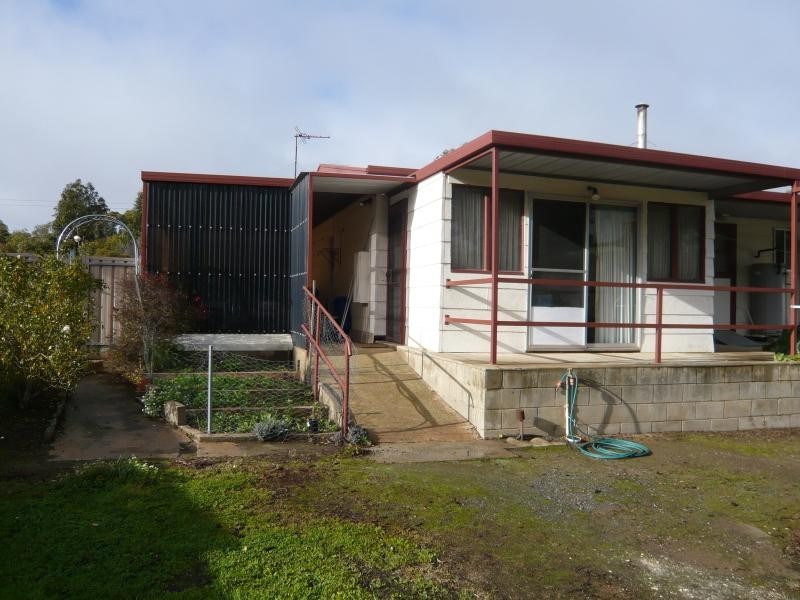 25 William Street, Mount Pleasant SA 5235