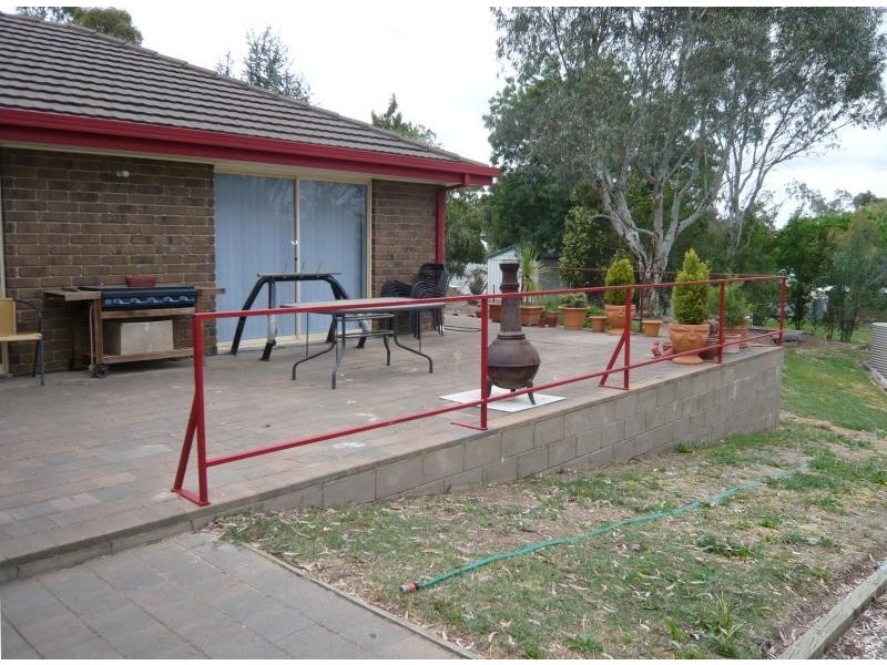 8 Ferdinand Street, Springton SA 5235