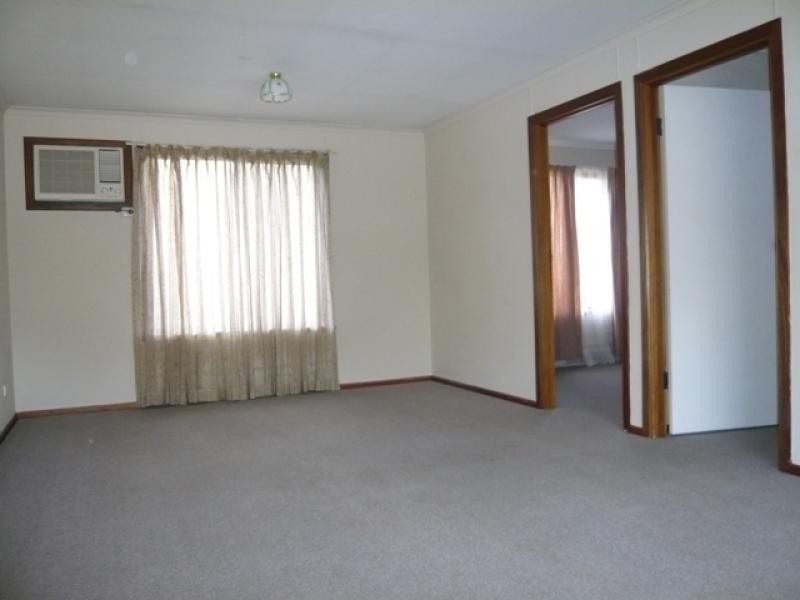 7 Showground Road, Mount Pleasant SA 5235