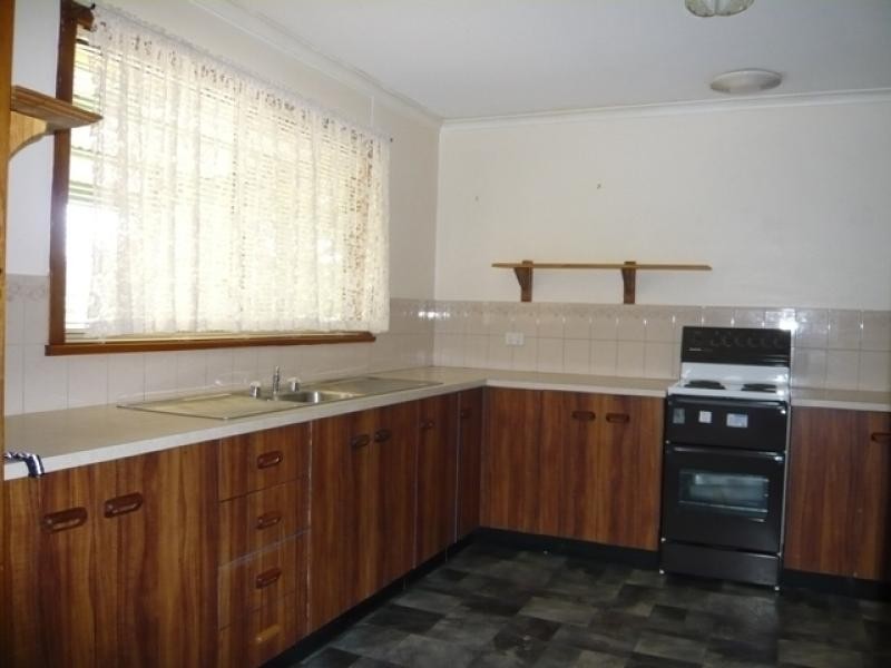 7 Showground Road, Mount Pleasant SA 5235