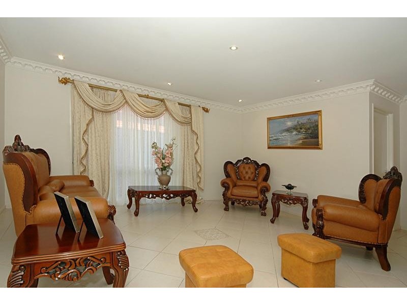 27 ALAN AVENUE, Campbelltown SA 5074