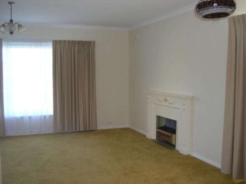 6 NIOKA ROAD, Dernancourt SA 5075