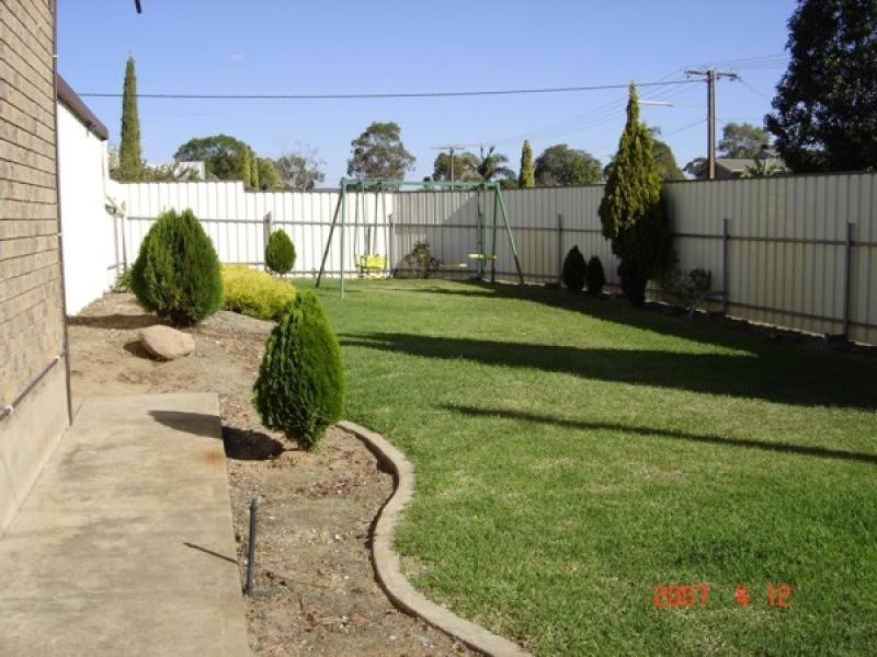 7 PANGARI DRIVE, Fairview Park SA 5126