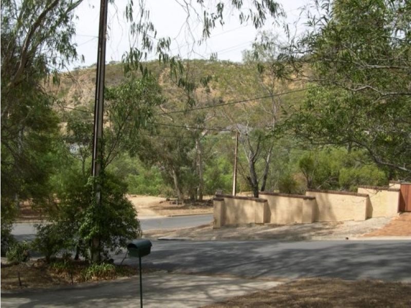 42 BRADBROOK ROAD, Athelstone SA 5076