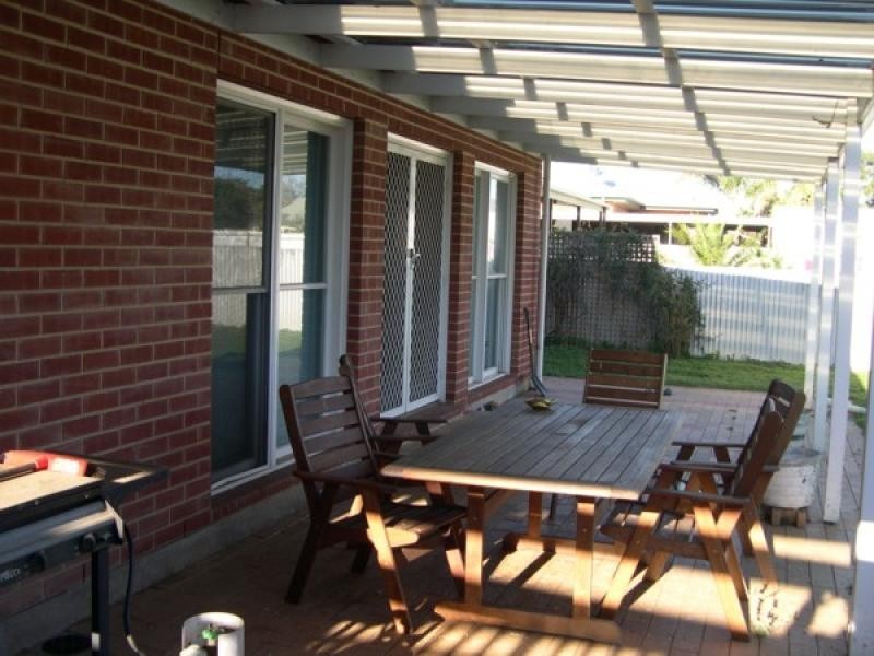 25 ROWELL CRESCENT, West Croydon SA 5008