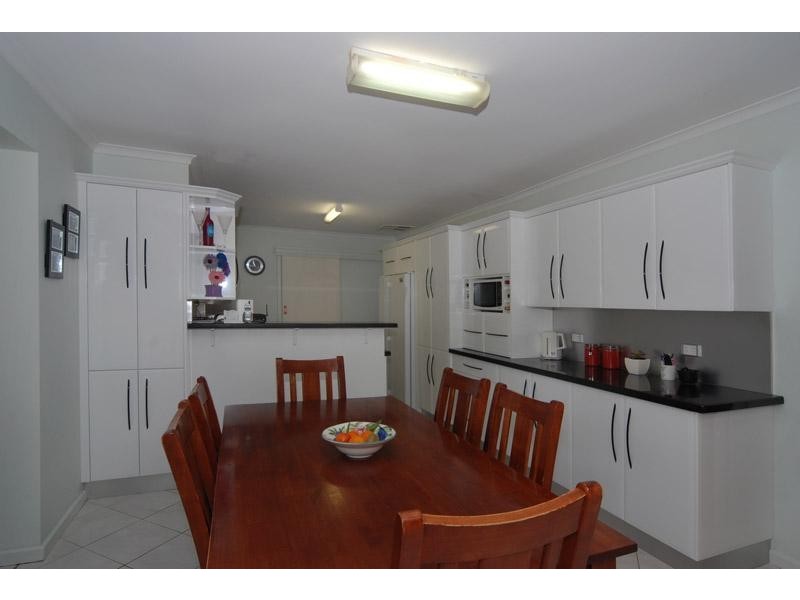 22 Vulcan Ave, Modbury Heights SA 5092