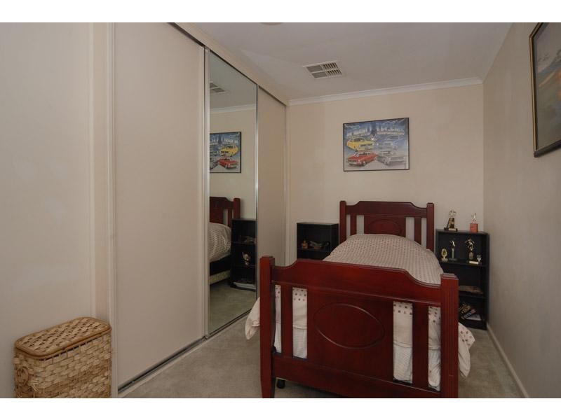 22 Vulcan Ave, Modbury Heights SA 5092